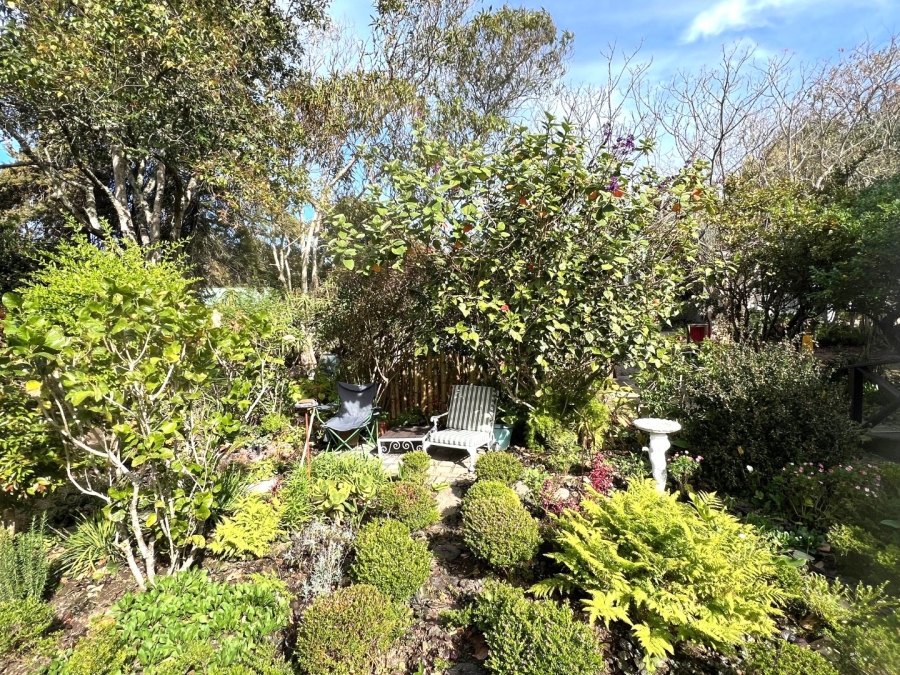 2 Bedroom Property for Sale in Harkerville A H Western Cape